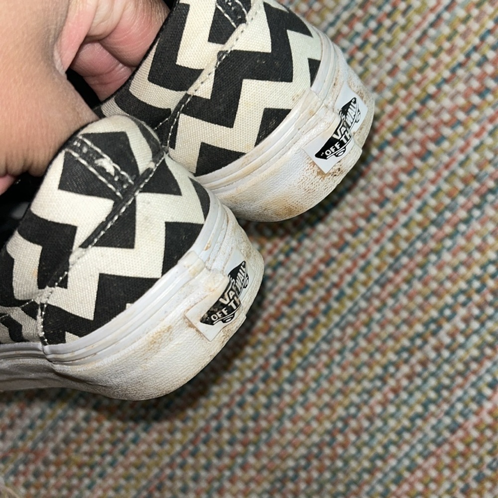 Vans Sneakers - Picture 4 of 9